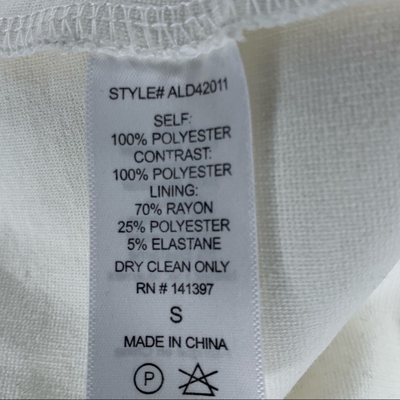 Astr the Label lace dress - Picture 14 of 16